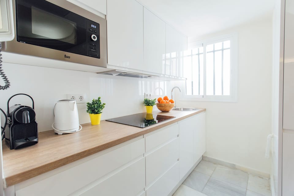 Family Apartment | Iron/ironing board, free WiFi