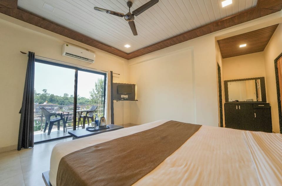Family Double Room | Free WiFi