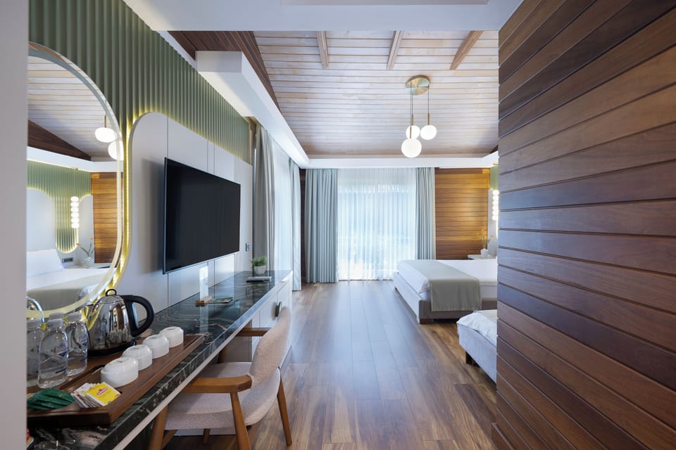 Standard Villa | Minibar, in-room safe, desk, soundproofing