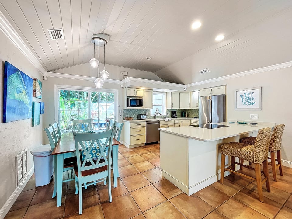 Open floor plan showing Dining area just off of the kitchen