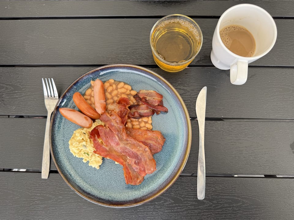 Breakfast meal