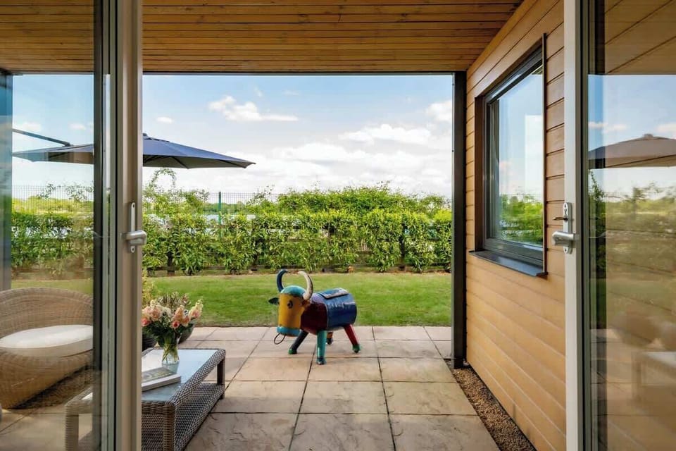 Step straight out to a private outdoor lounge - calm mornings, quiet evenings, and fresh air on your terms.