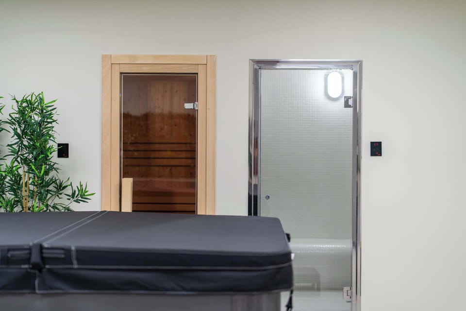 Community sauna and hammam