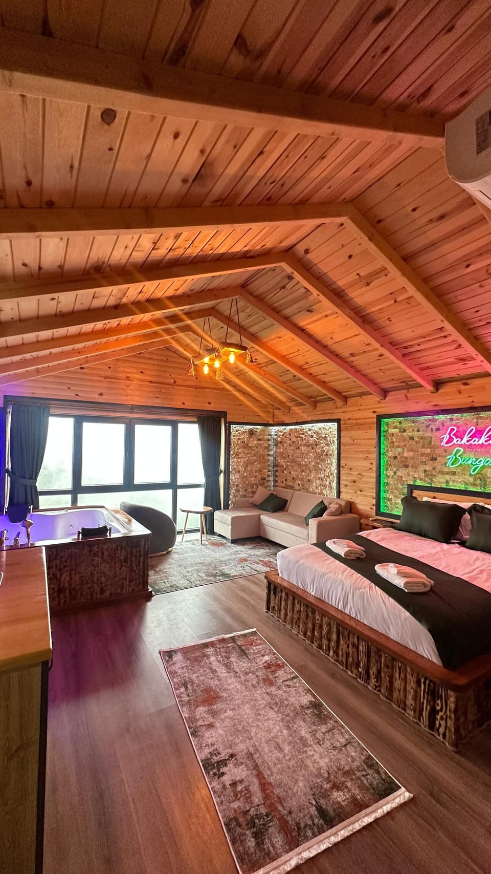 Bungalow, Mountain View | Free WiFi