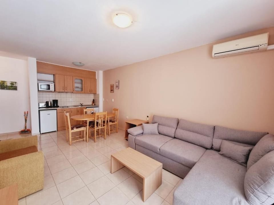 Standard Apartment, 1 Bedroom, Balcony, Partial Sea View | Blackout drapes, iron/ironing board, WiFi (free)