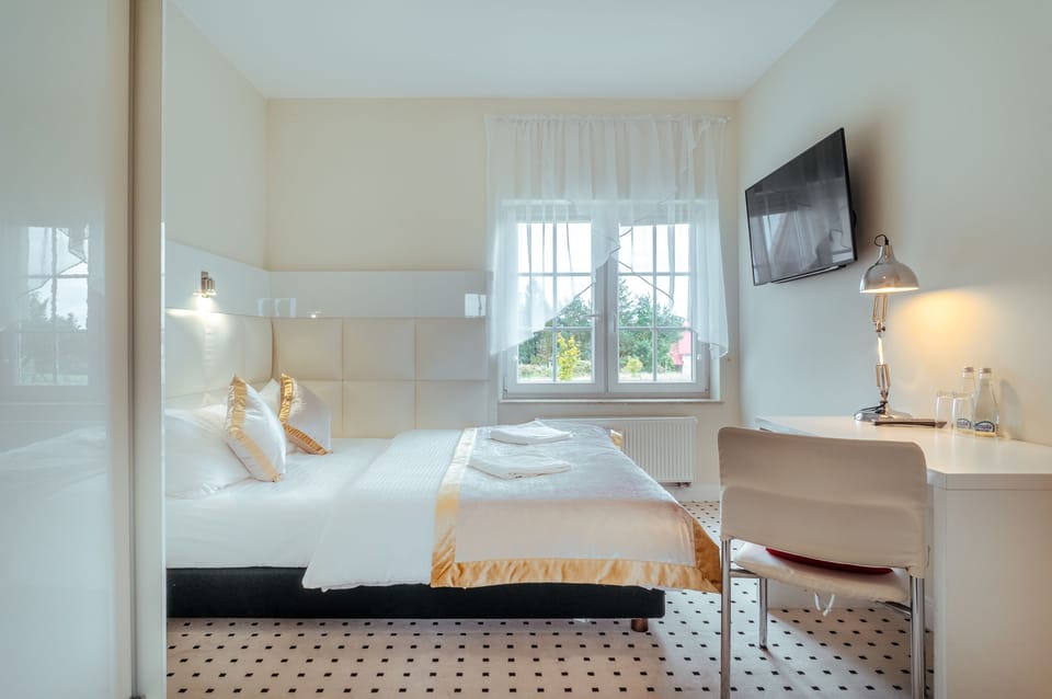 Economy Double Room | Premium bedding, minibar, desk, soundproofing