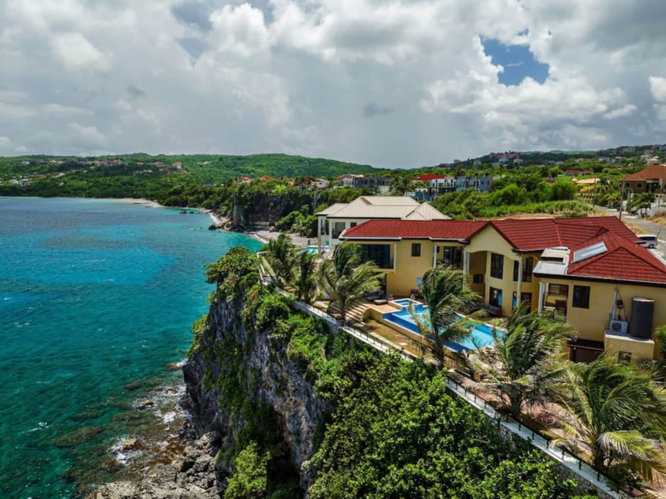 House, Smoking | 6 bedrooms