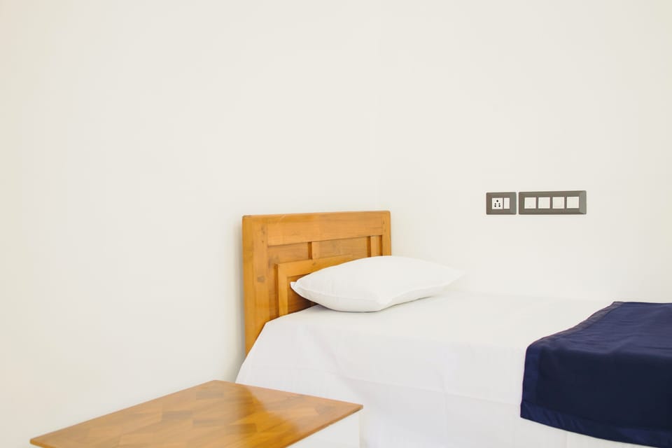 Deluxe Single Room | Select Comfort beds