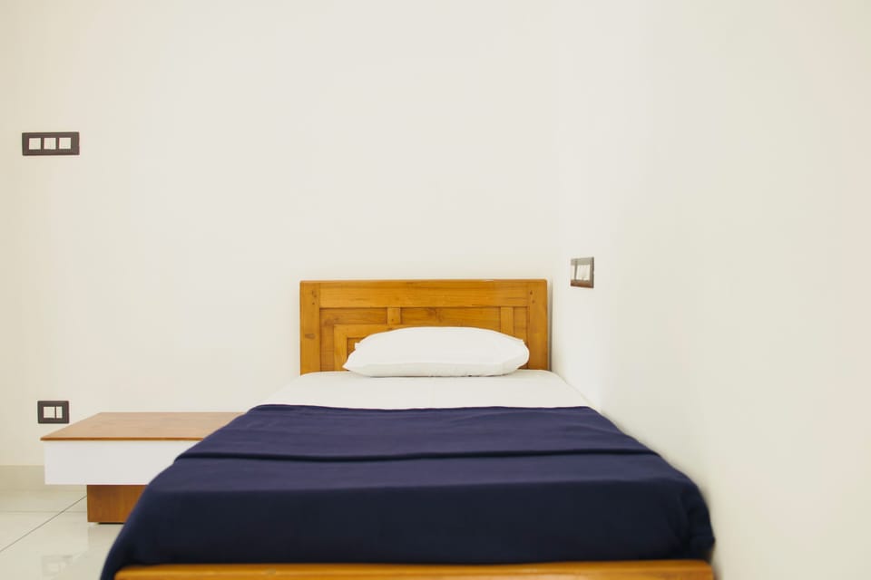 Deluxe Single Room | Select Comfort beds
