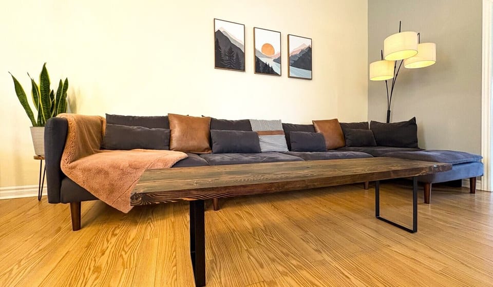 TheNeighbourhood-Livingroom-06