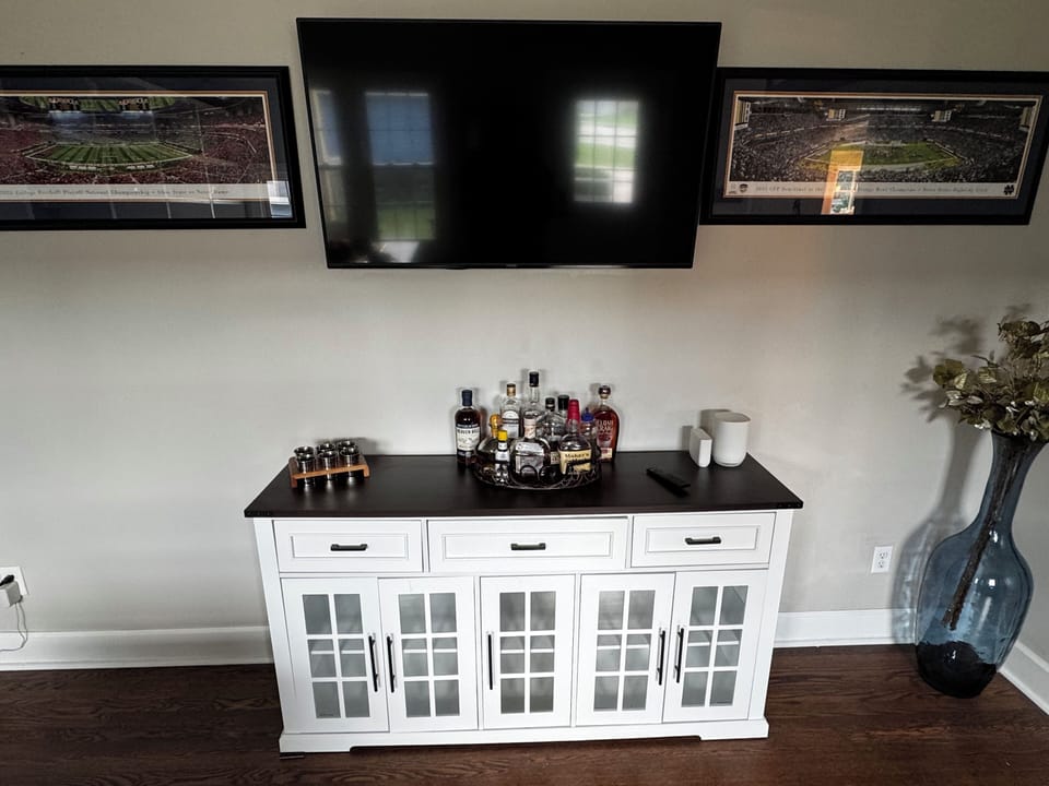 A dry bar provides libation for you to enjoy! Feel free to leave your extras.
