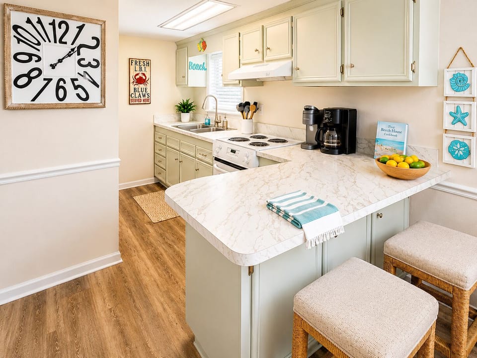 Fully-equipped Kitchen (New Appliances)