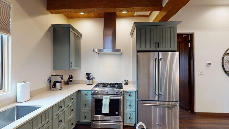 Gas stovetop and oven