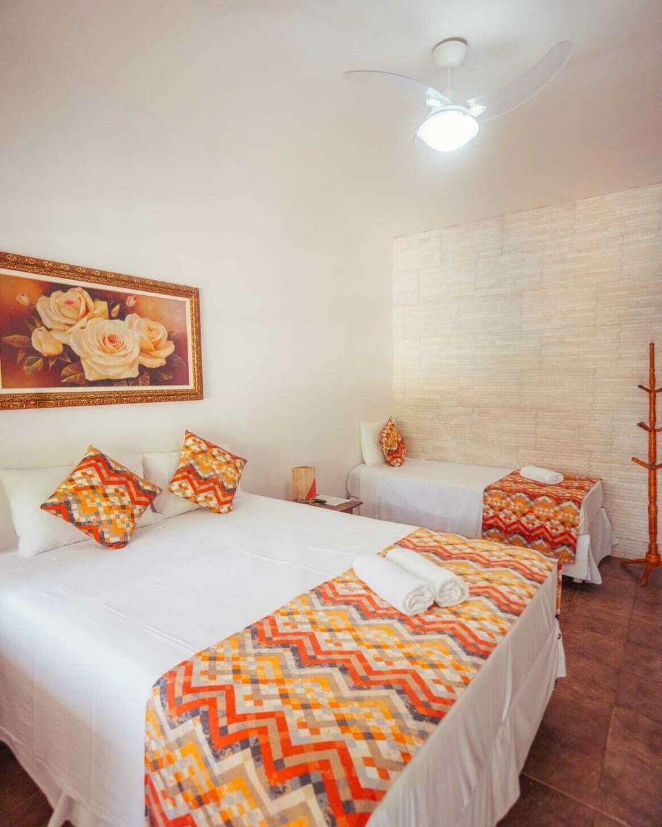 Classic Triple Room | Desk, laptop workspace, free WiFi
