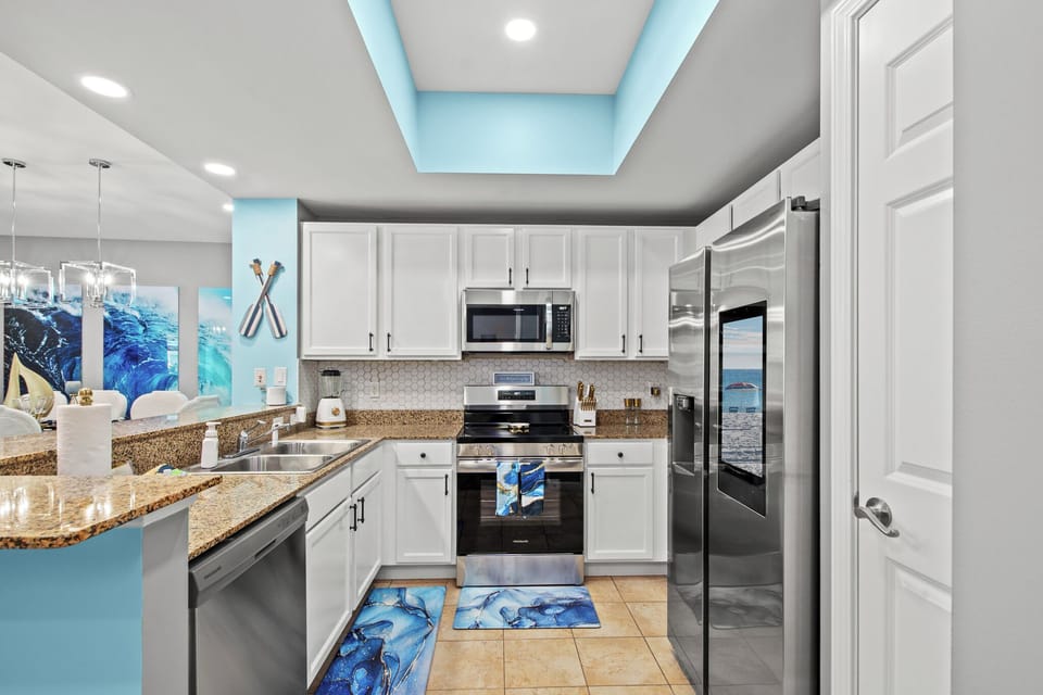 Full Gourmet Kitchen with all the comforts of Home