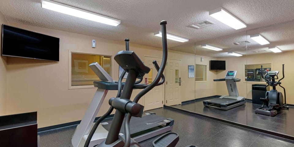 Extended Stay America Suites Orlando Theme Parks Vineland Rd Hotel in Orlando
