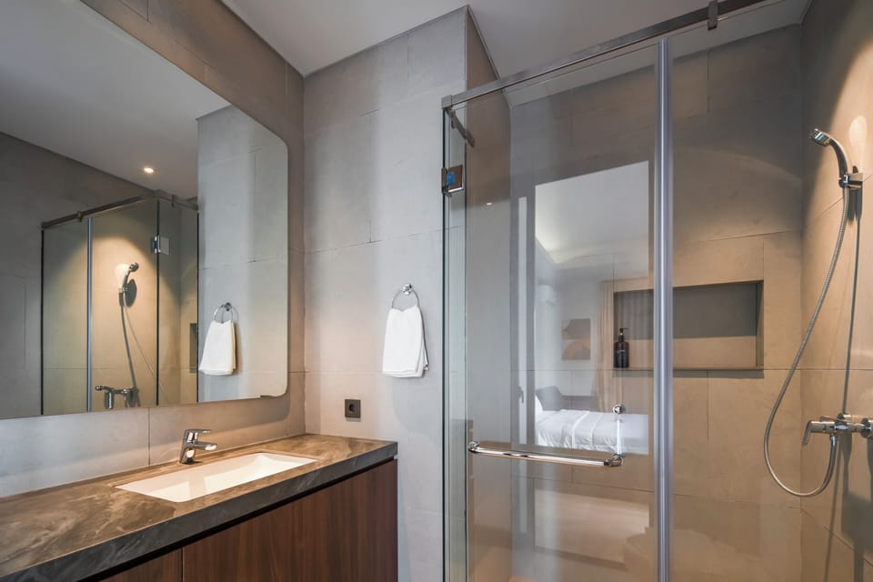 Free toiletries, bidet, towels, soap