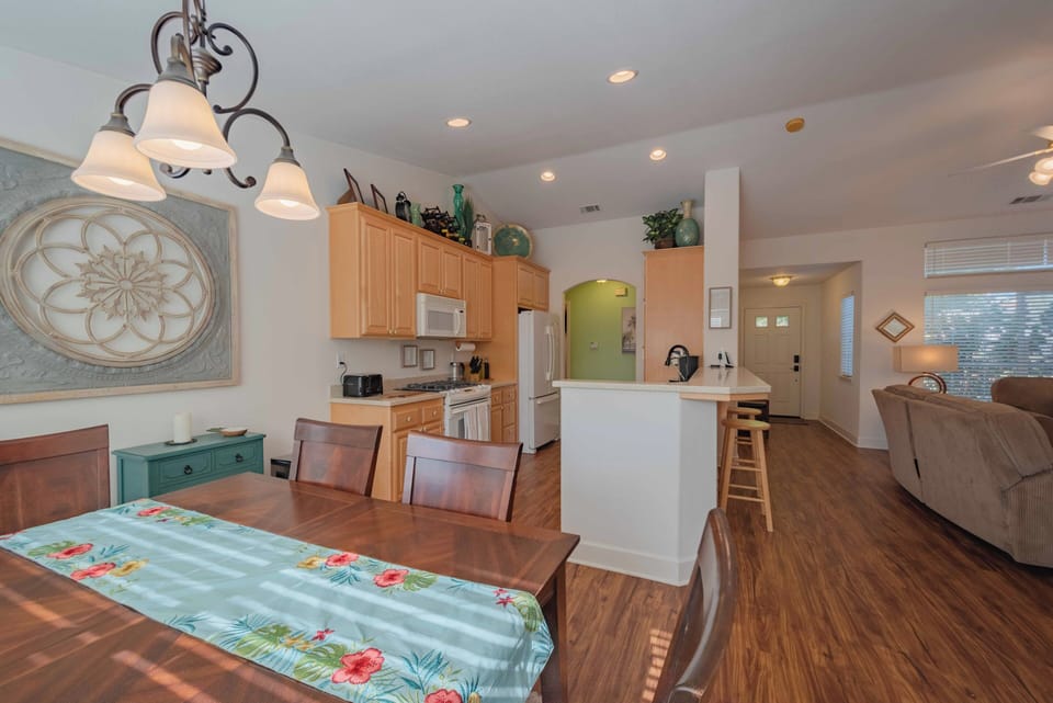 House, Multiple Beds, Patio, Garden View (Seabreeze Bungalow) | Interior