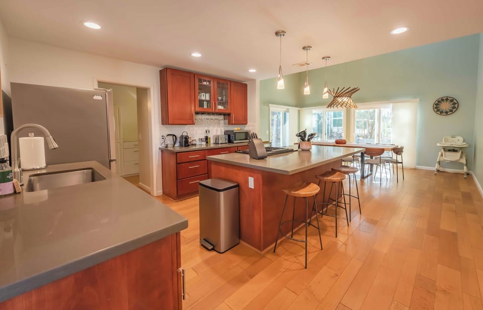 House, Multiple Beds, Hot Tub, Garden View (Casa del Lago) | Private kitchen | Coffee/tea maker
