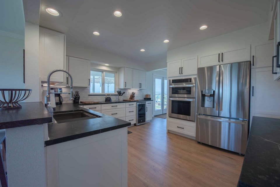 House, Multiple Beds, Pool Access, Garden View (Hidden Acre Vineyard Estate) | Private kitchen | Coffee/tea maker