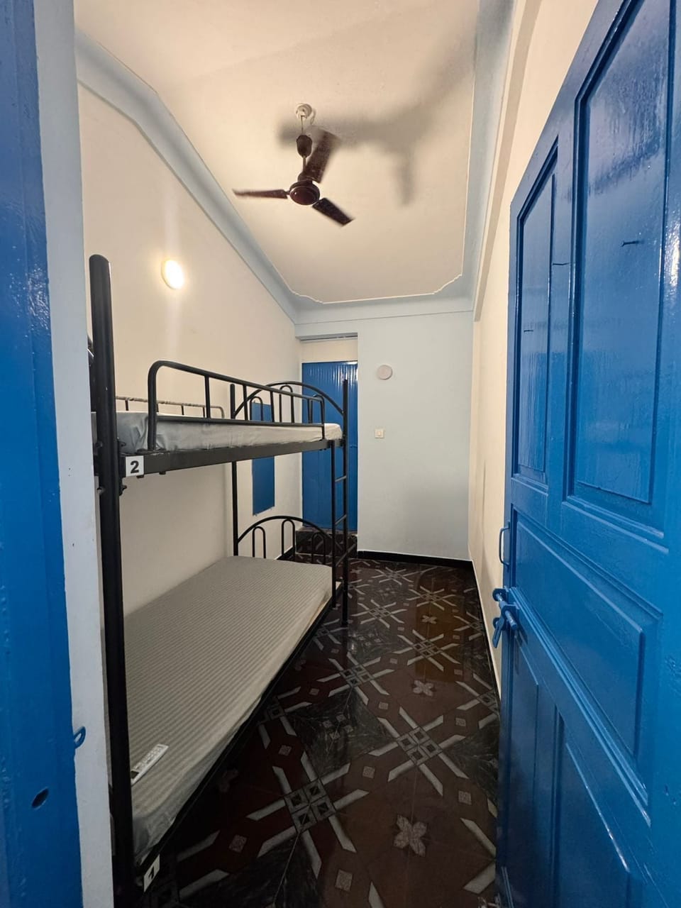 Couple Dorm | Free WiFi, bed sheets