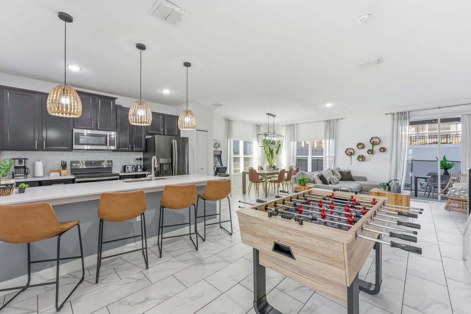 Open-concept spaces, ideal for spending time with family and friends.
