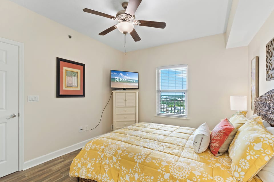 Signature Condo, 3 Bedrooms, Balcony, Beach View | Individually decorated, individually furnished, iron/ironing board