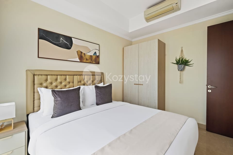 Apartment, 2 Bedrooms, City View | Iron/ironing board, free WiFi