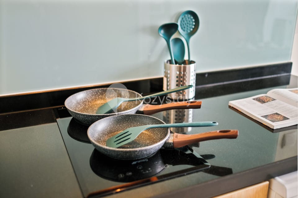 Apartment, 2 Bedrooms, City View | Private kitchen