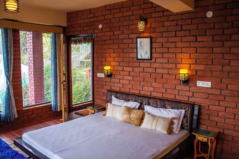 Deluxe Double Room, Balcony, Mountain View | Desk, laptop workspace, free WiFi