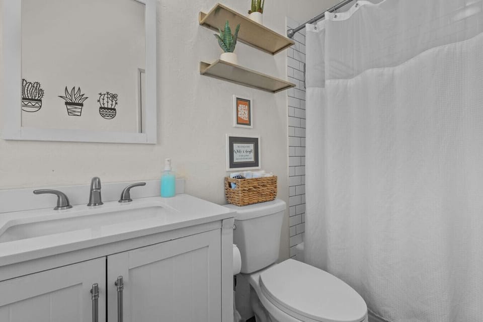 1447 Bathroom