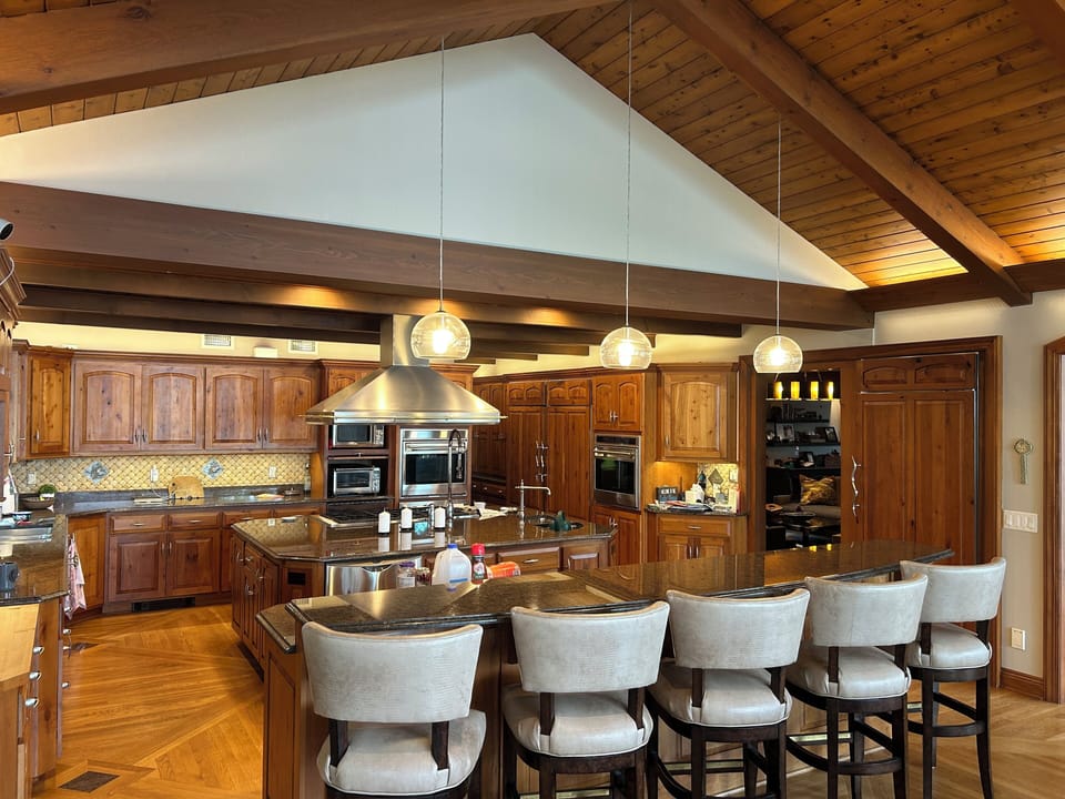 Gourmet kitchen with bar seating for 5