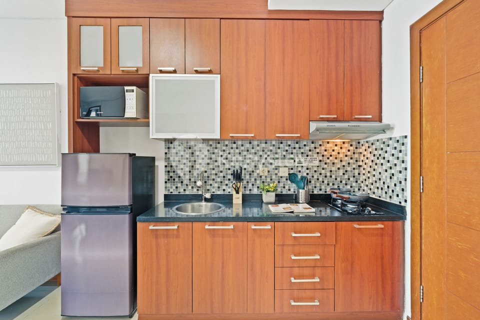 Apartment, 1 Bedroom, City View | Private kitchen