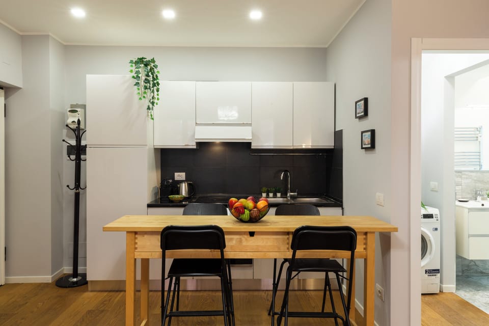 Classic Condo | Private kitchen | Full-size fridge, microwave, oven, stovetop