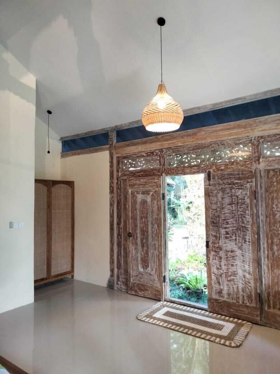 Deluxe Studio Suite, Garden View | Free WiFi, bed sheets
