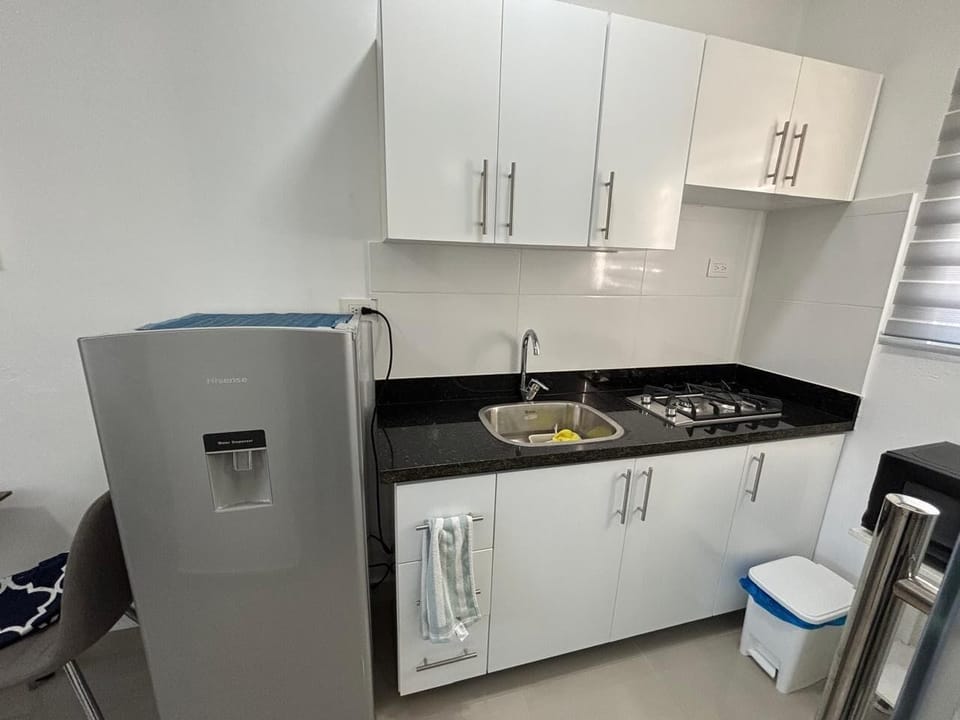 Economy Studio, Mountain View | Private kitchen