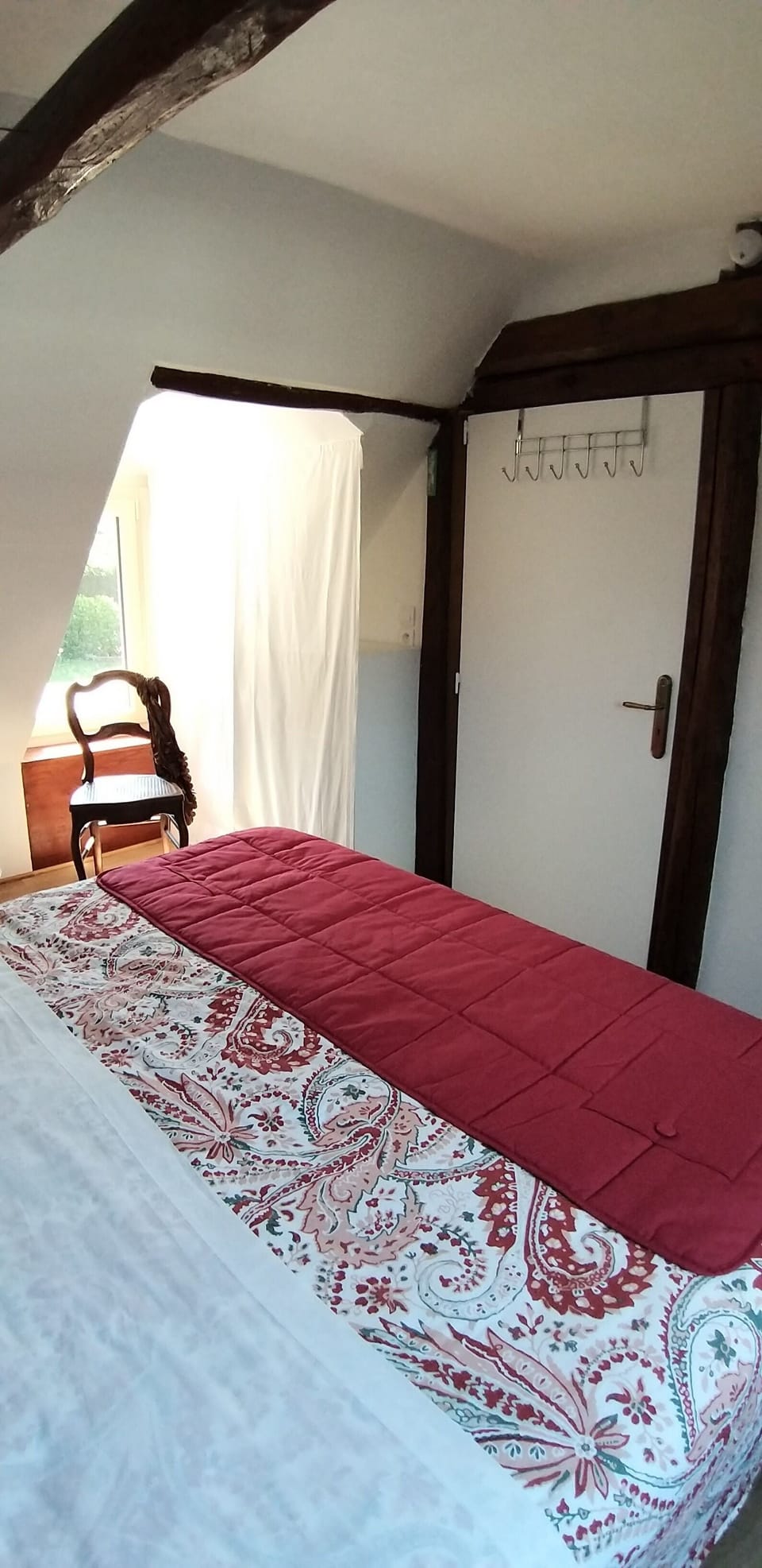Standard Double or Twin Room, 1 Queen Bed, Garden View | Iron/ironing board, WiFi (free), bed sheets