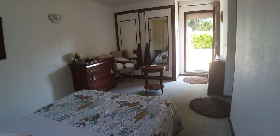 Standard Double or Twin Room, Garden View | Iron/ironing board, free WiFi