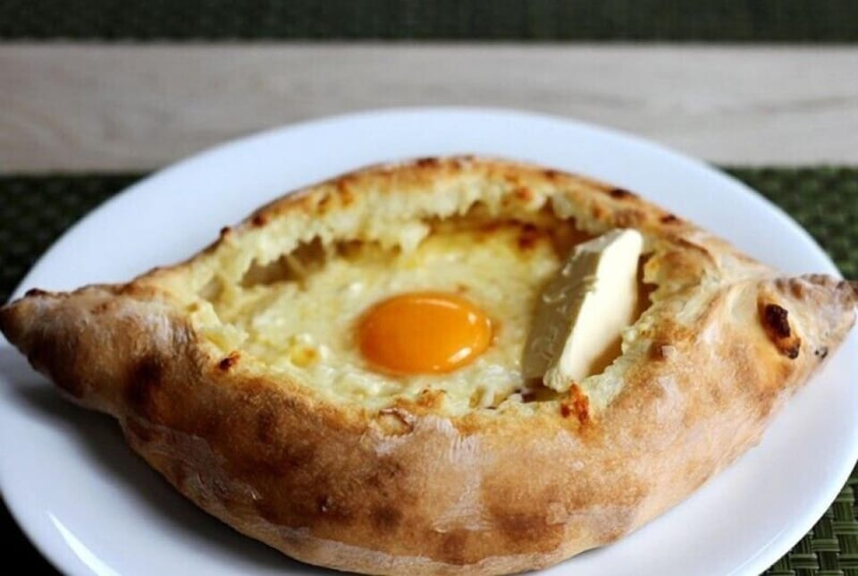 Daily full breakfast for a fee
