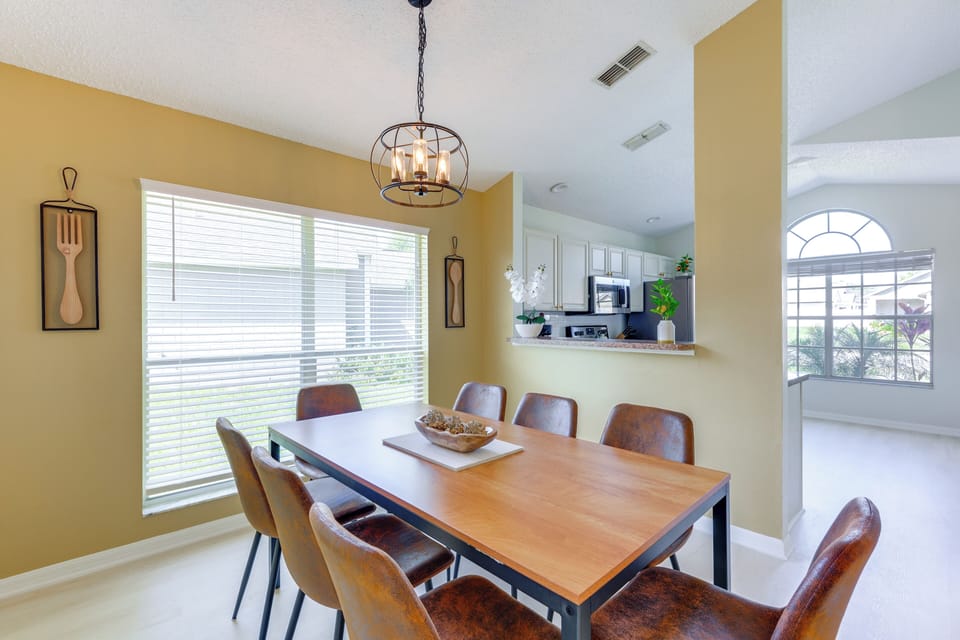 House (4 Bedrooms) | Interior