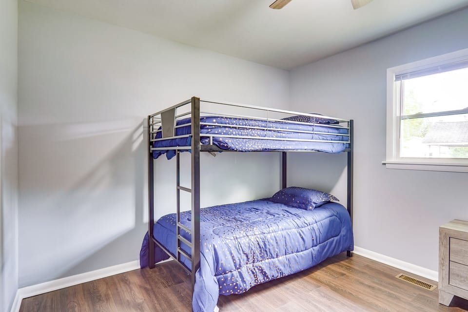 House (3 Bedrooms) | Interior