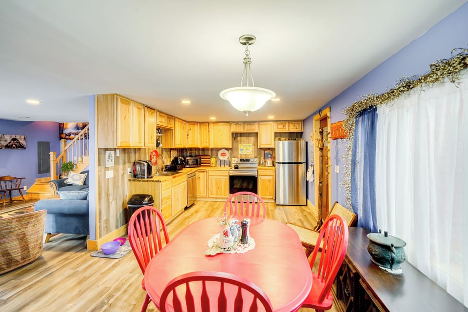 House (4 Bedrooms) | Interior