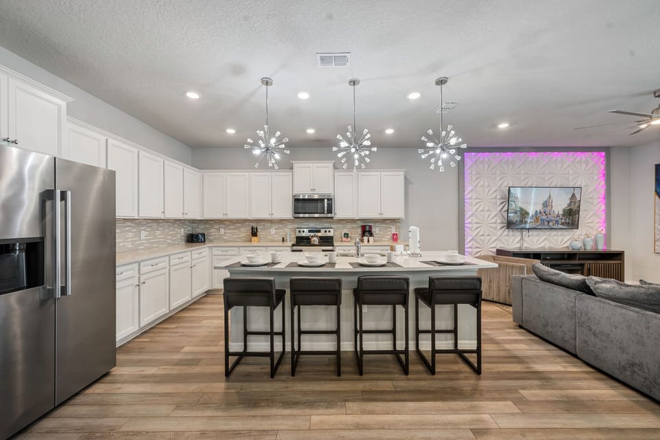 Fully equipped kitchen