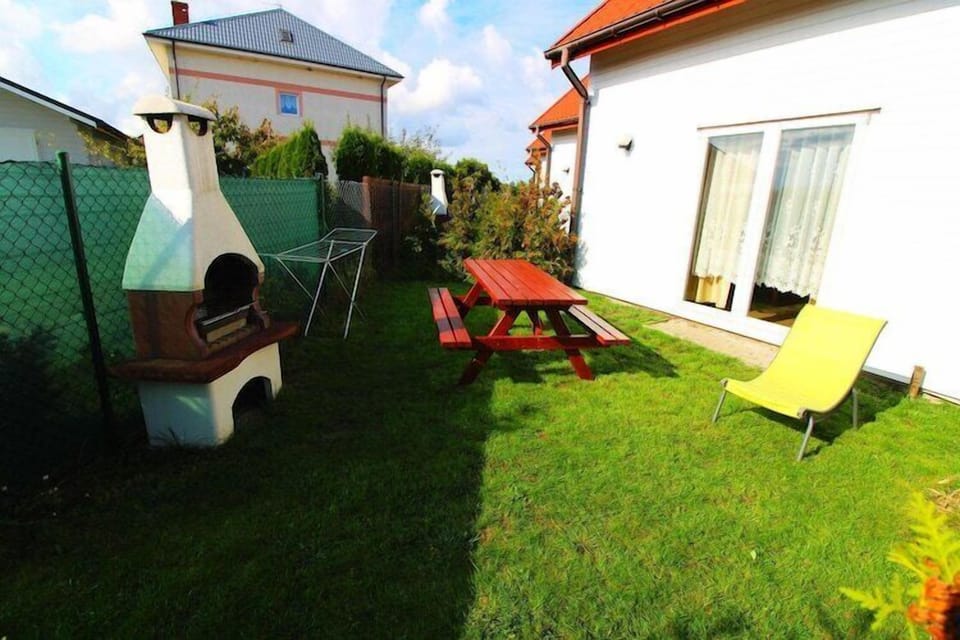 Garden [summer]