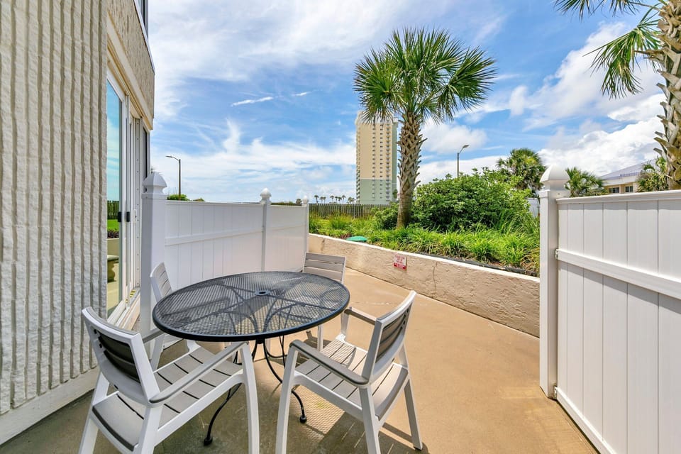 Top of the Gulf 110 patio