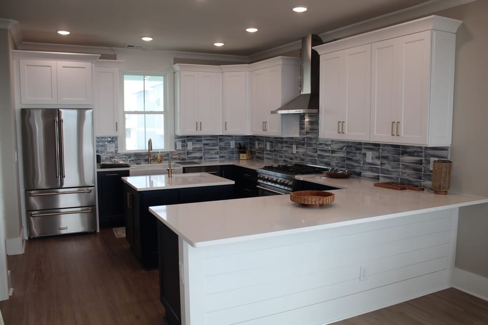 Kitchen Area 1