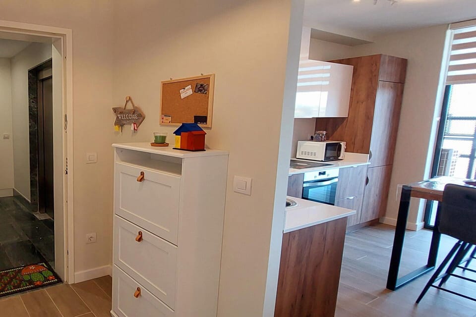 Apartment | Private kitchen | Highchair