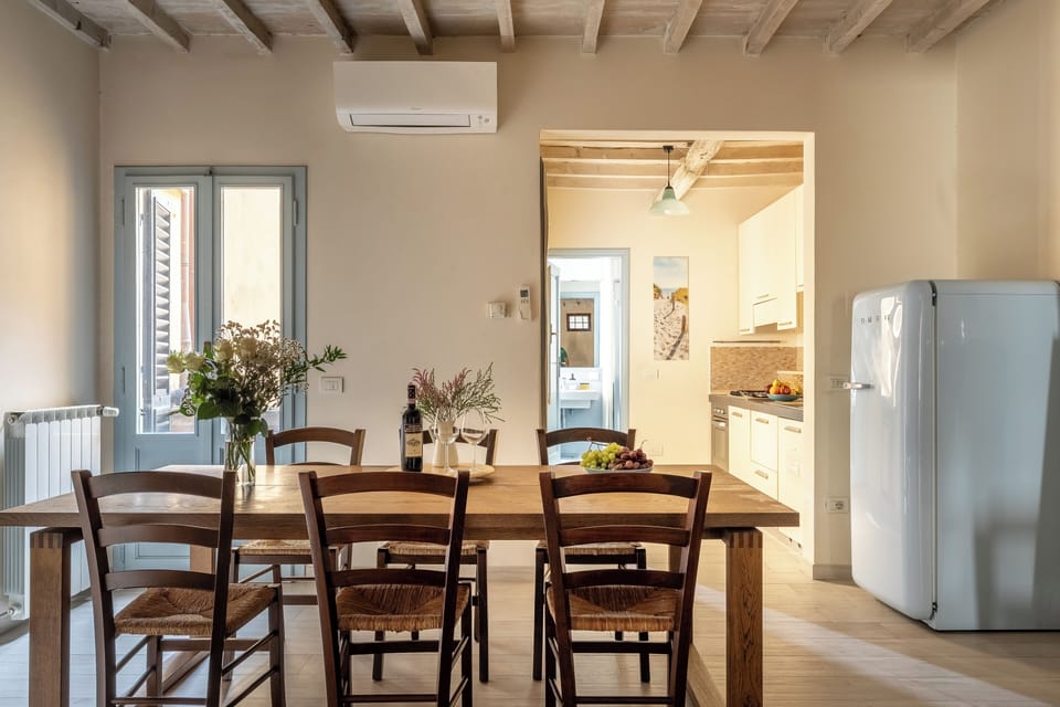 Apartment | Living area | 32-inch flat-screen TV with satellite channels