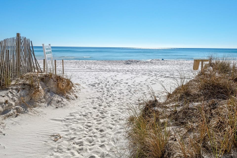 Miramar Beach Villa 113- The Sandpiper House in Miramar Beach