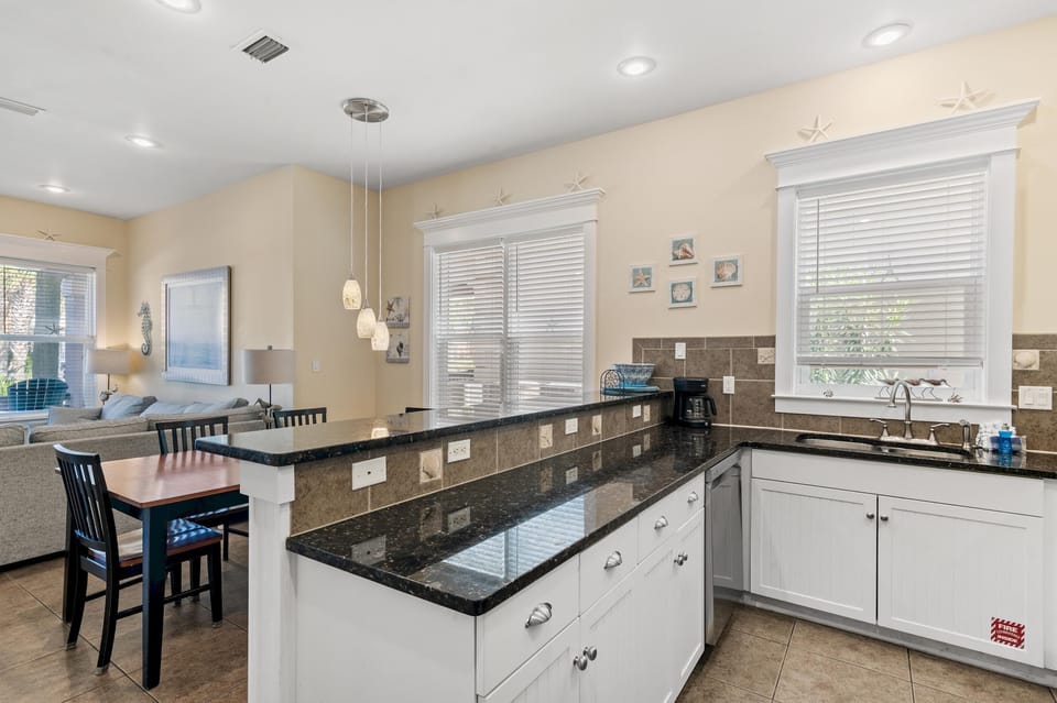 House, Multiple Beds (Miramar Beach Villa 113- The Sandpipe) | Private kitchen